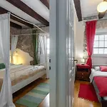Semesterbostad Lovely In With Wifi Crikvenica